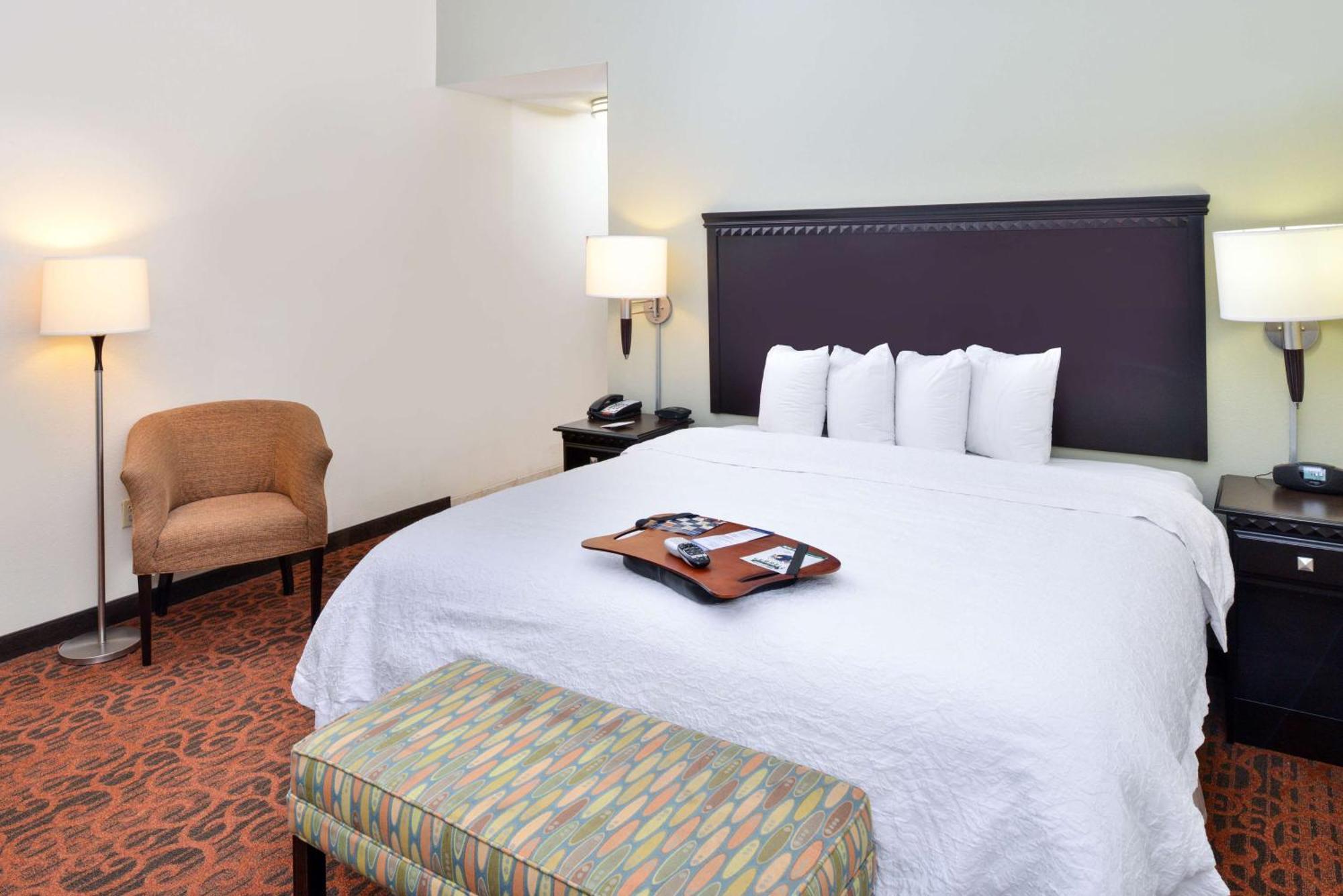 Hampton Inn Пекос Экстерьер фото