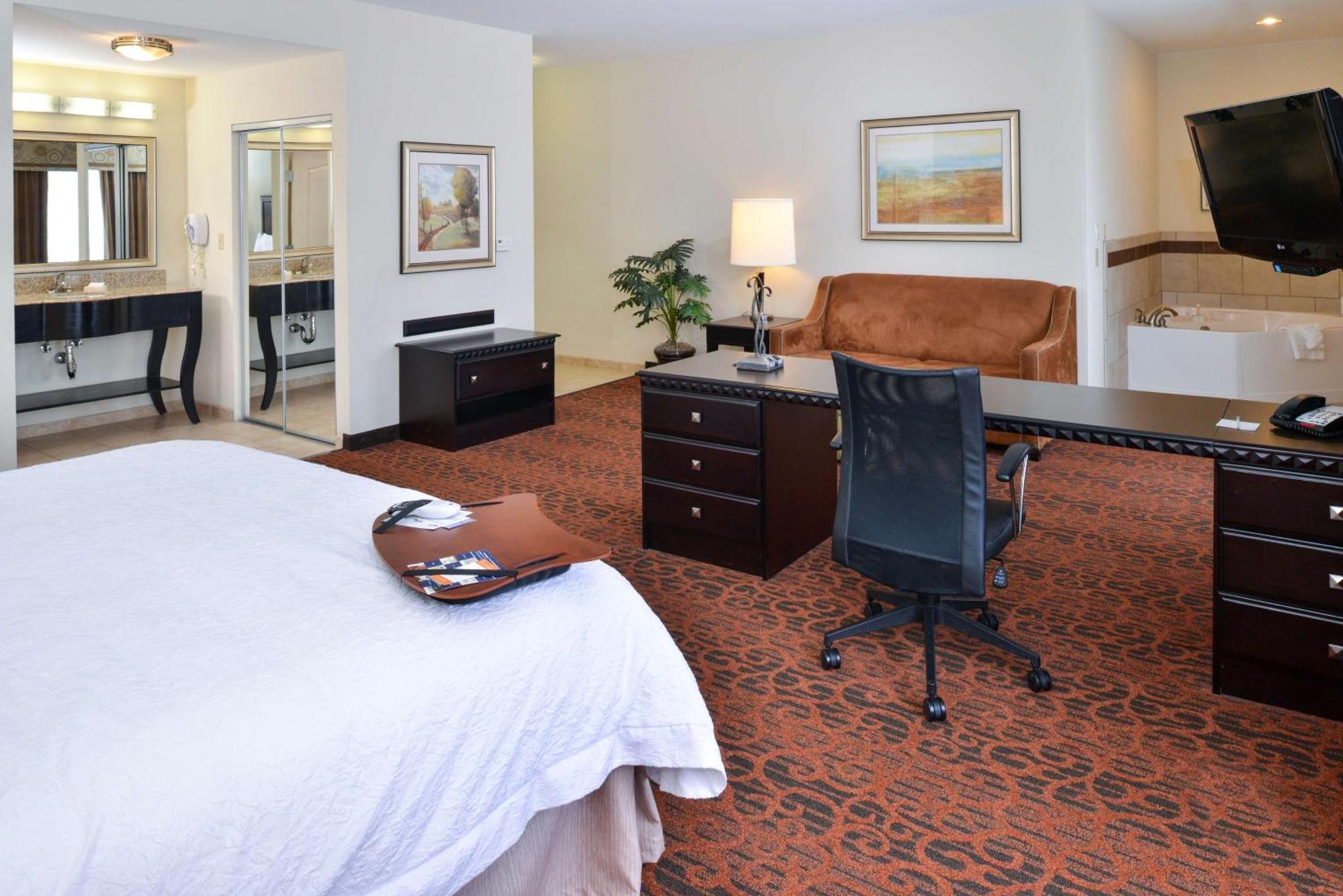 Hampton Inn Пекос Экстерьер фото