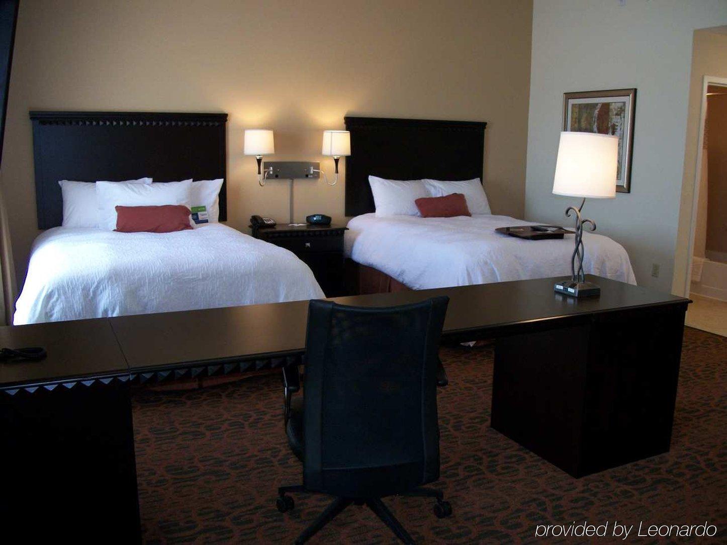 Hampton Inn Пекос Номер фото
